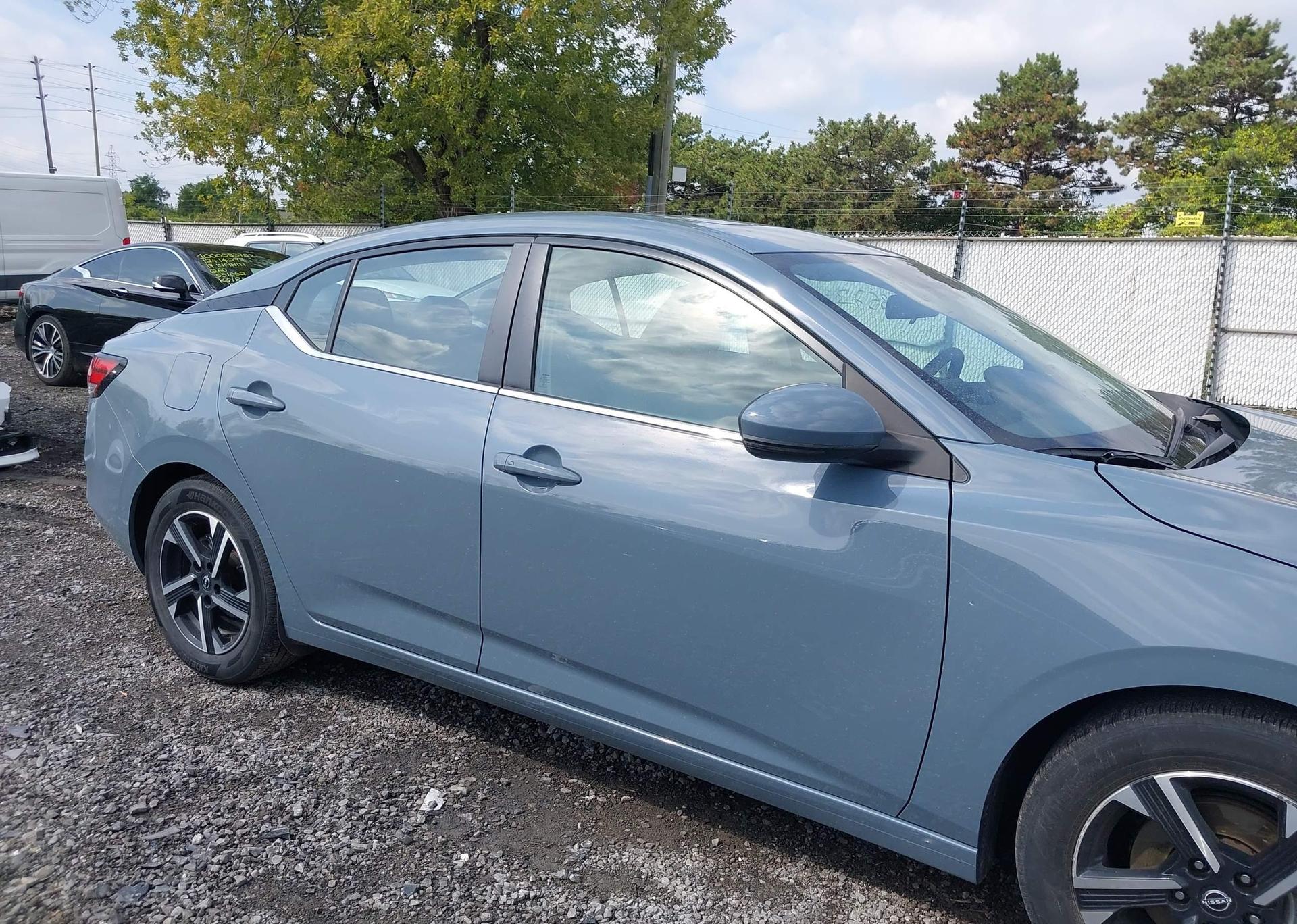 2024 NISSAN SENTRA SV