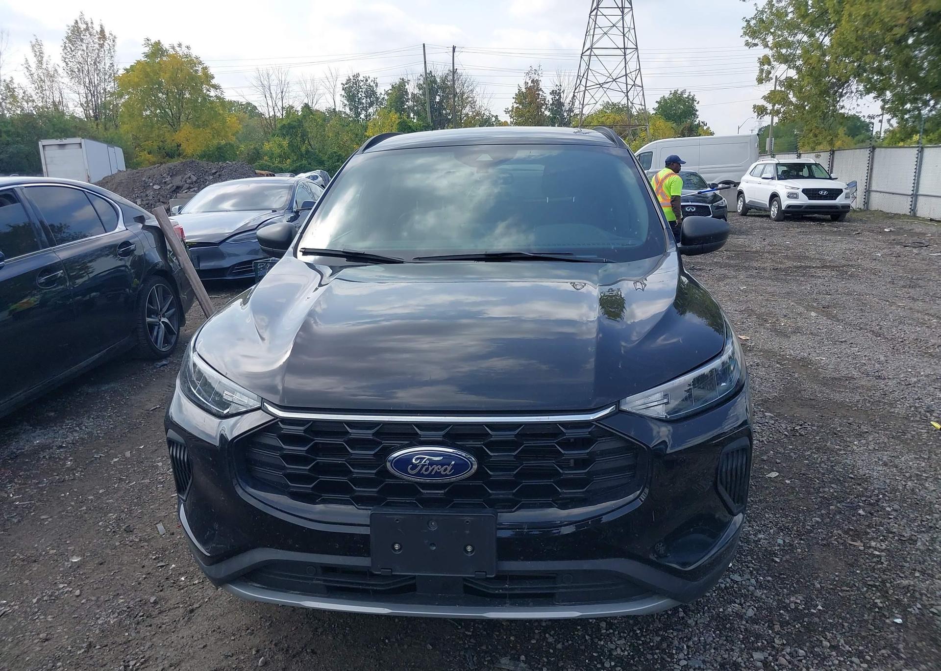 2025 FORD ESCAPE ST LINE