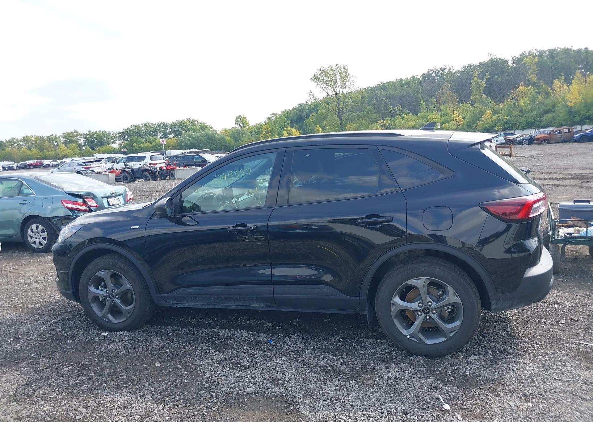 2025 FORD ESCAPE ST LINE