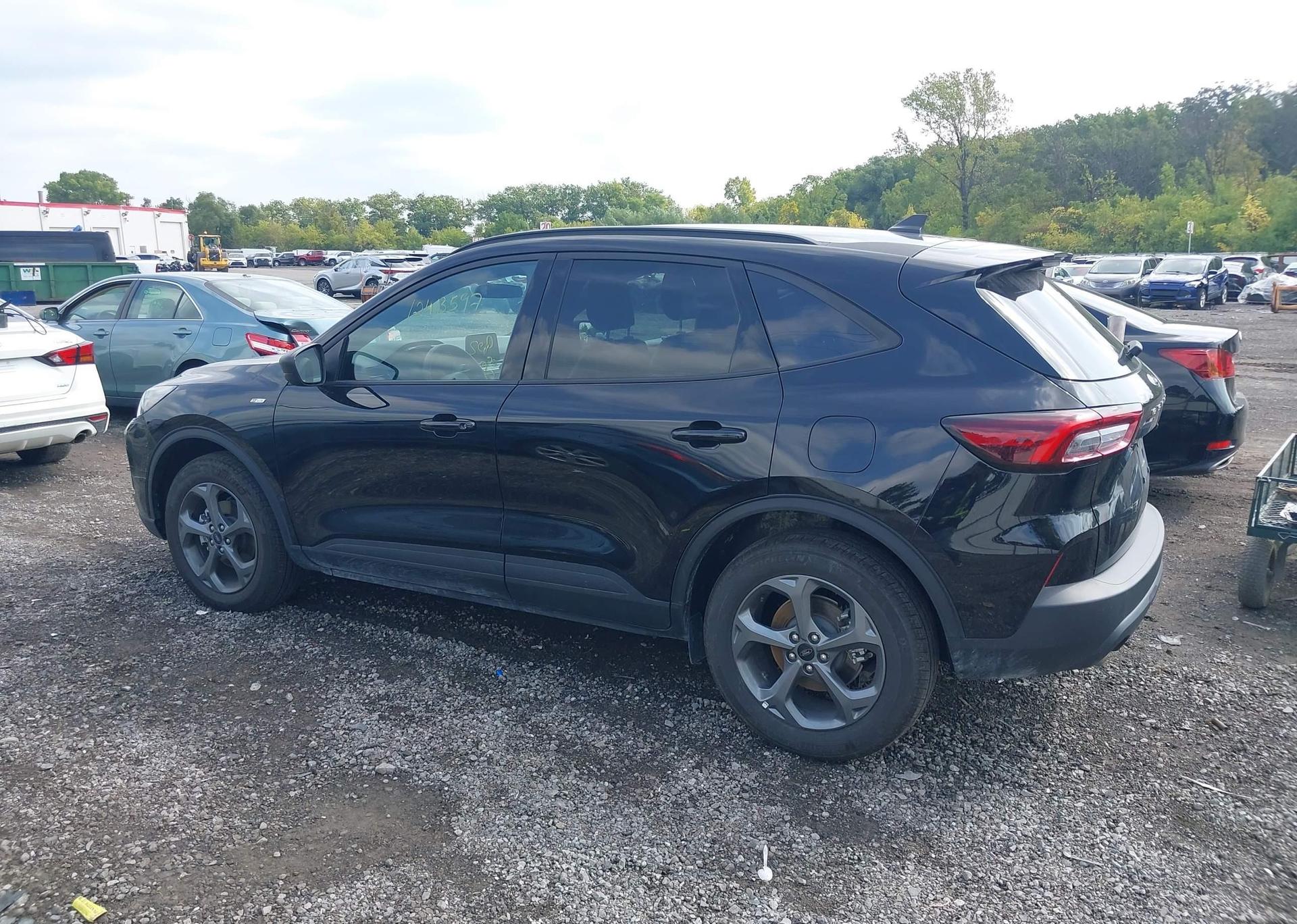 2025 FORD ESCAPE ST LINE