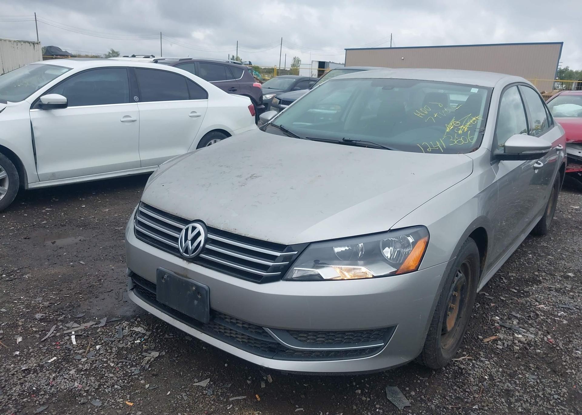 2012 VOLKSWAGEN PASSAT