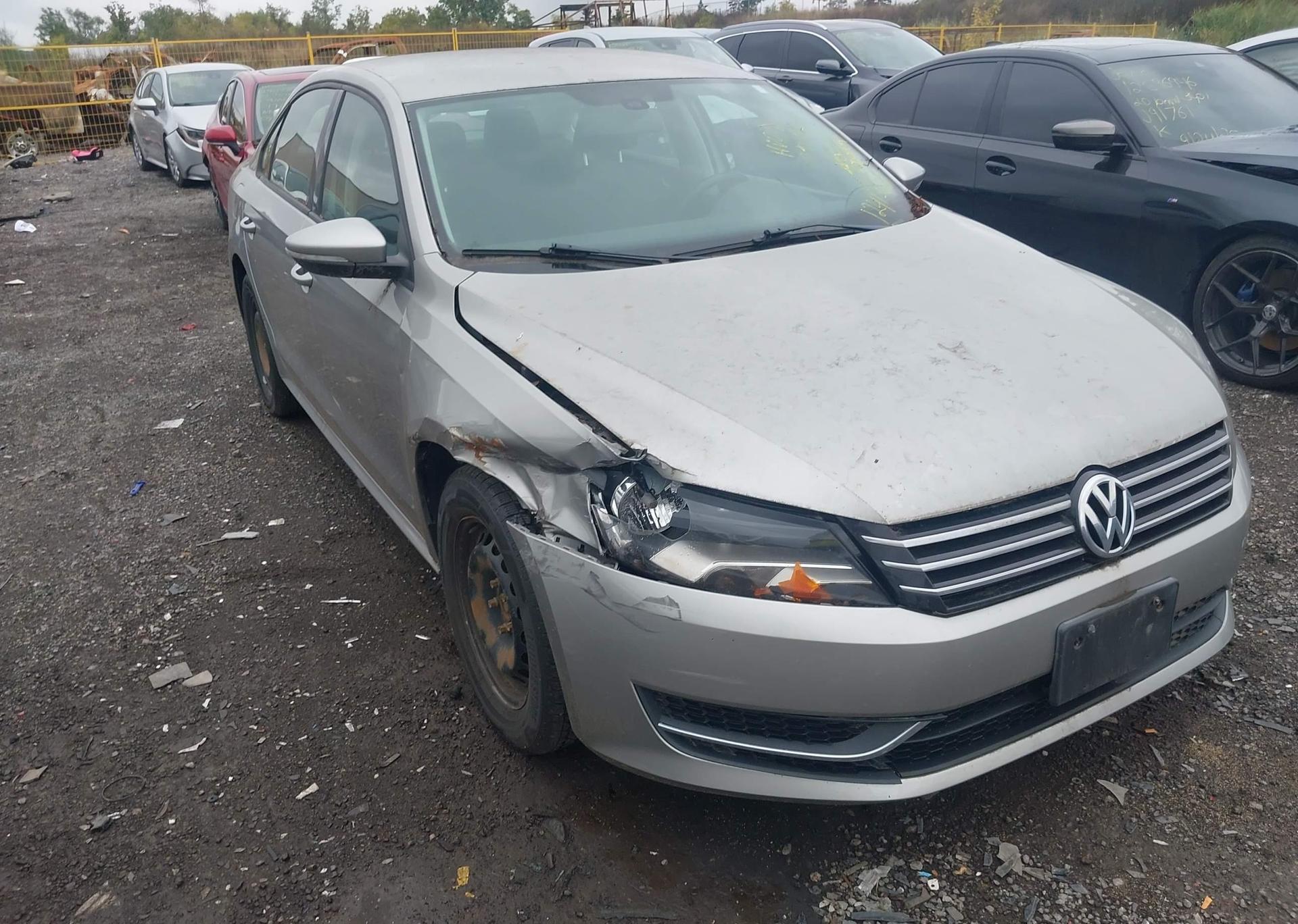 2012 VOLKSWAGEN PASSAT