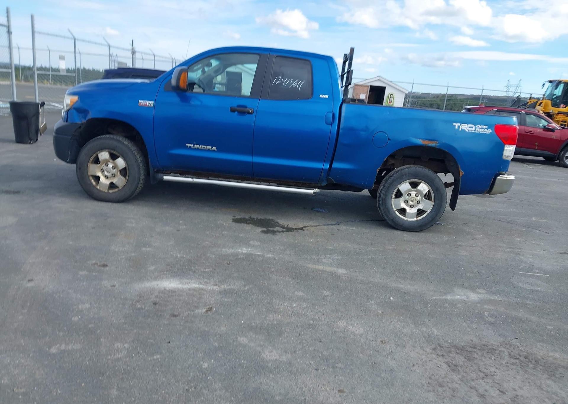 2010 TOYOTA TUNDRA SR5 5.7L V8
