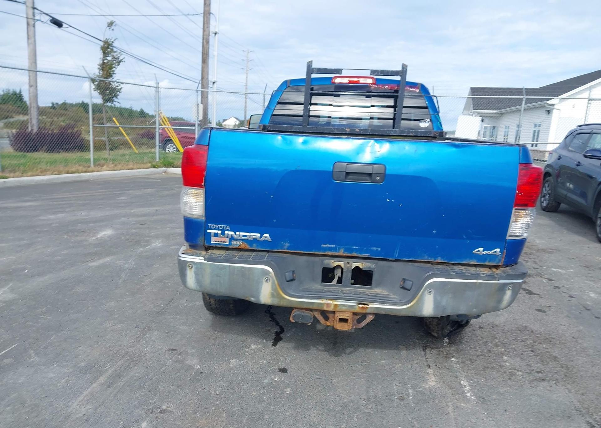 2010 TOYOTA TUNDRA SR5 5.7L V8