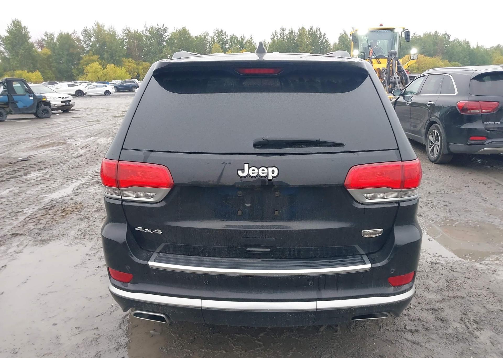 2017 JEEP GRAND CHEROKEE SUMMIT