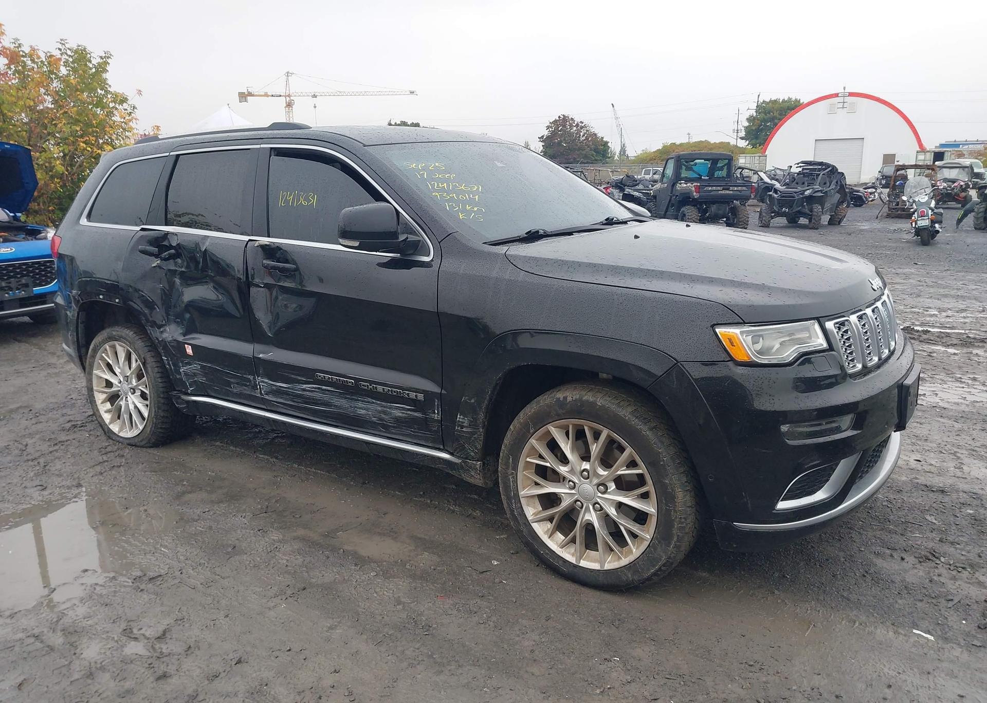 2017 JEEP GRAND CHEROKEE SUMMIT