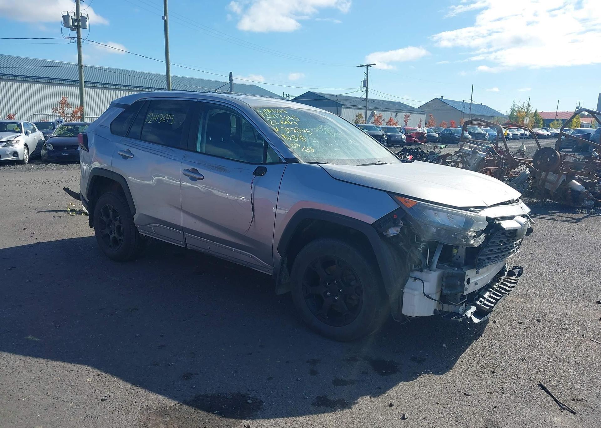2022 TOYOTA RAV4 LE
