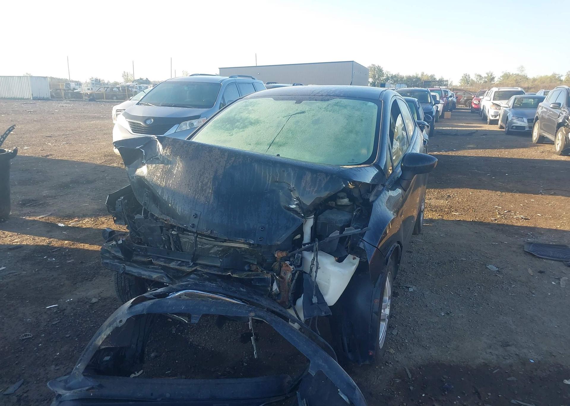 2011 FORD FIESTA SE