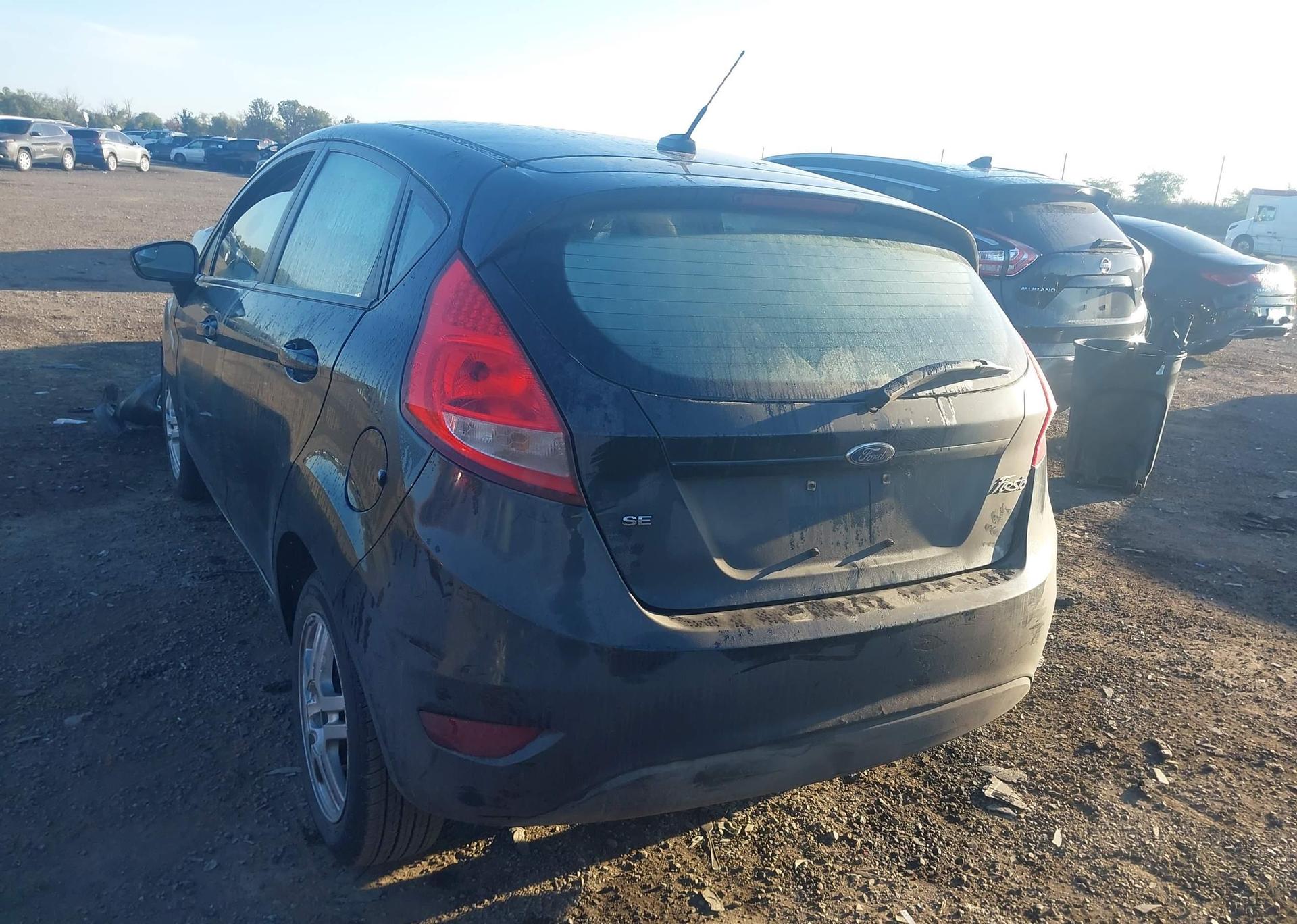2011 FORD FIESTA SE