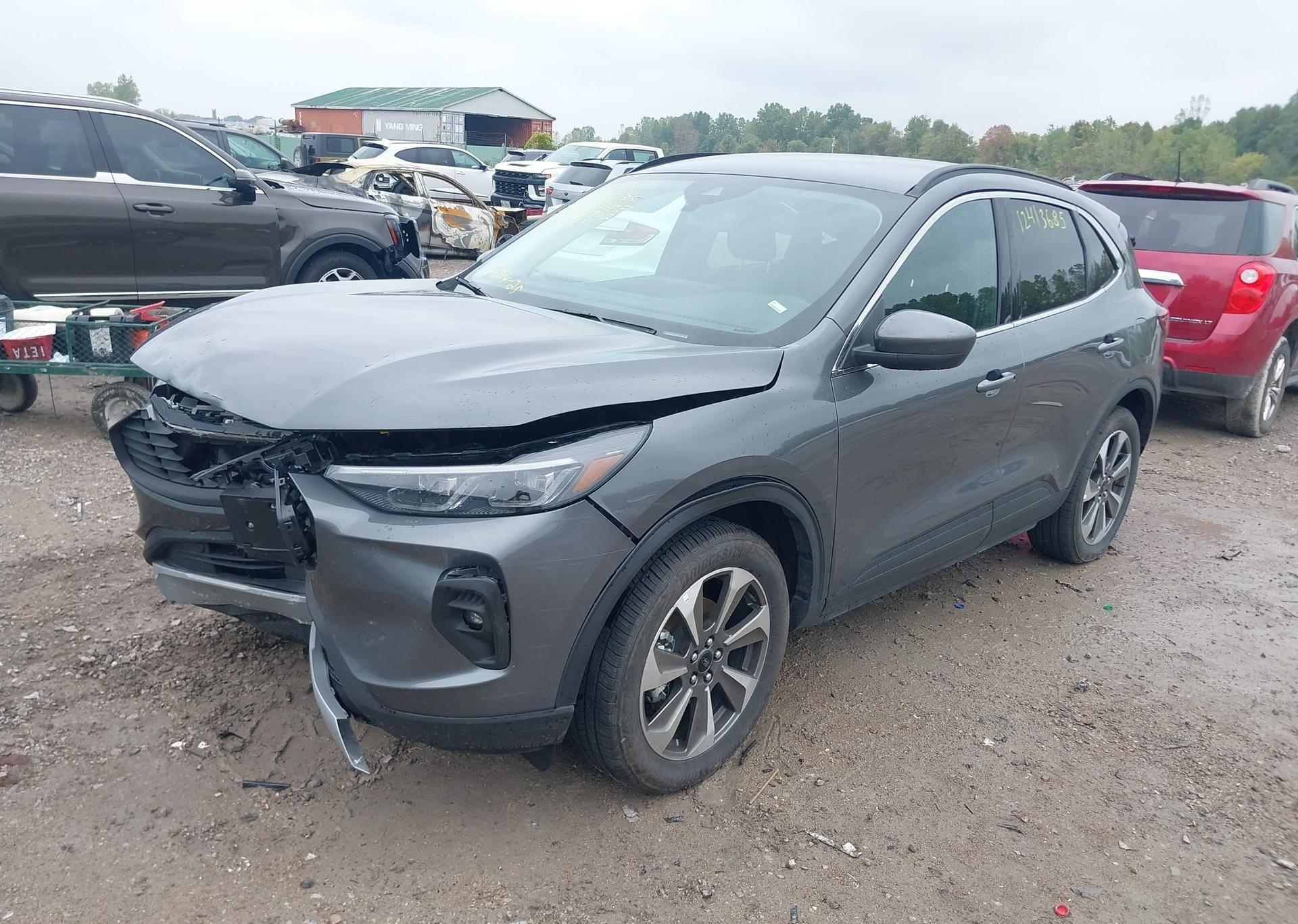 2025 FORD ESCAPE PLATINUM