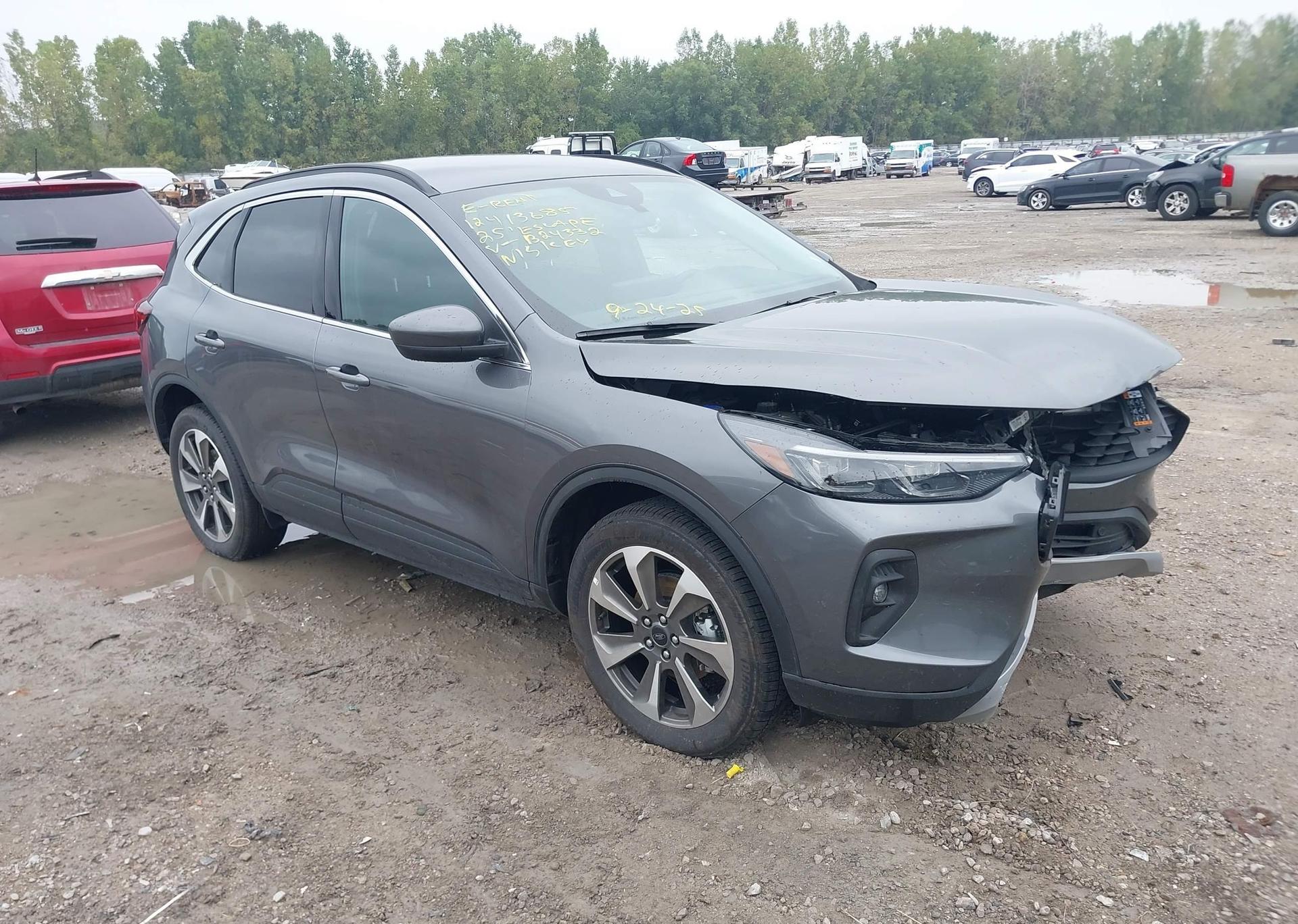 2025 FORD ESCAPE PLATINUM