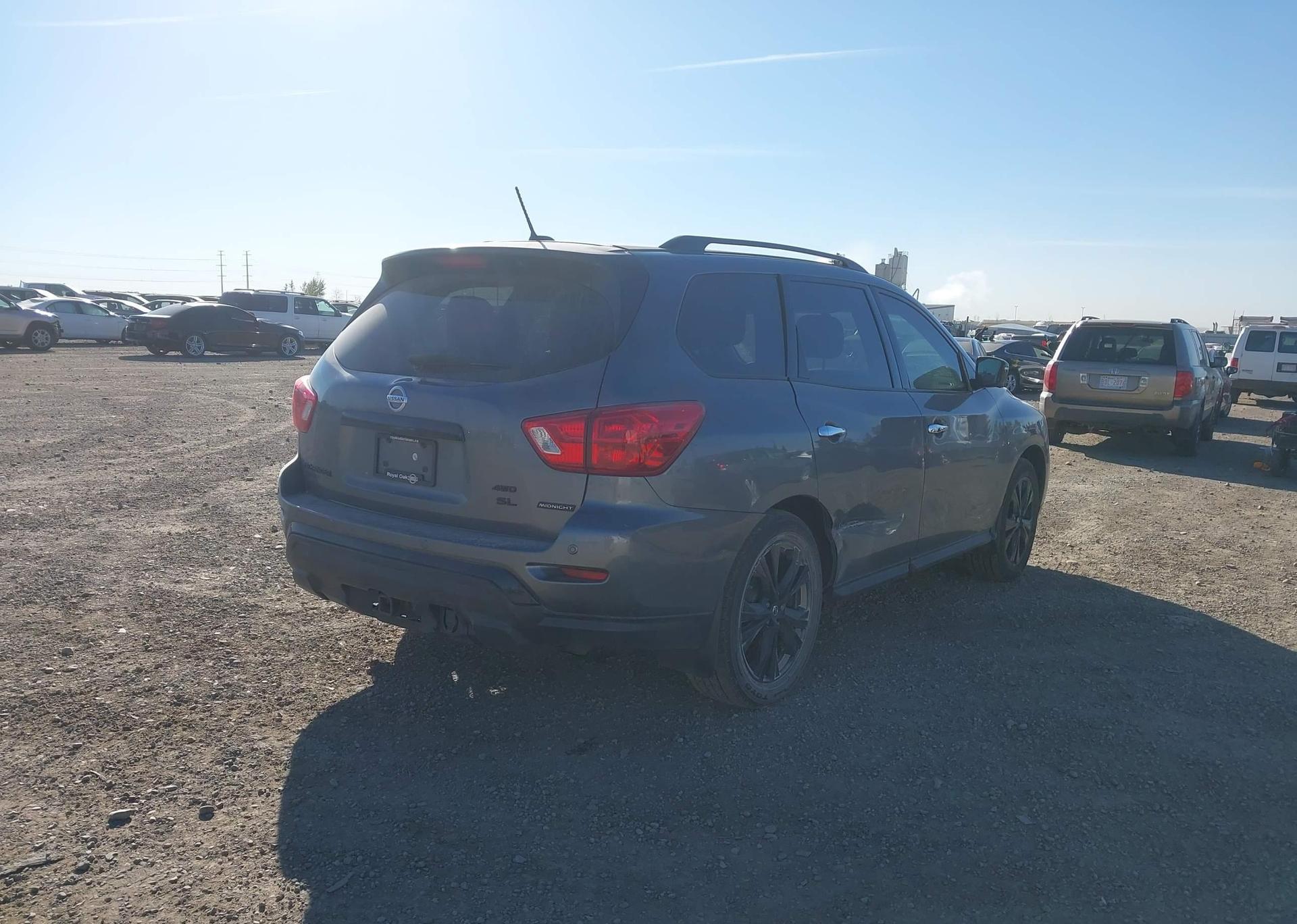 2018 NISSAN PATHFINDER S