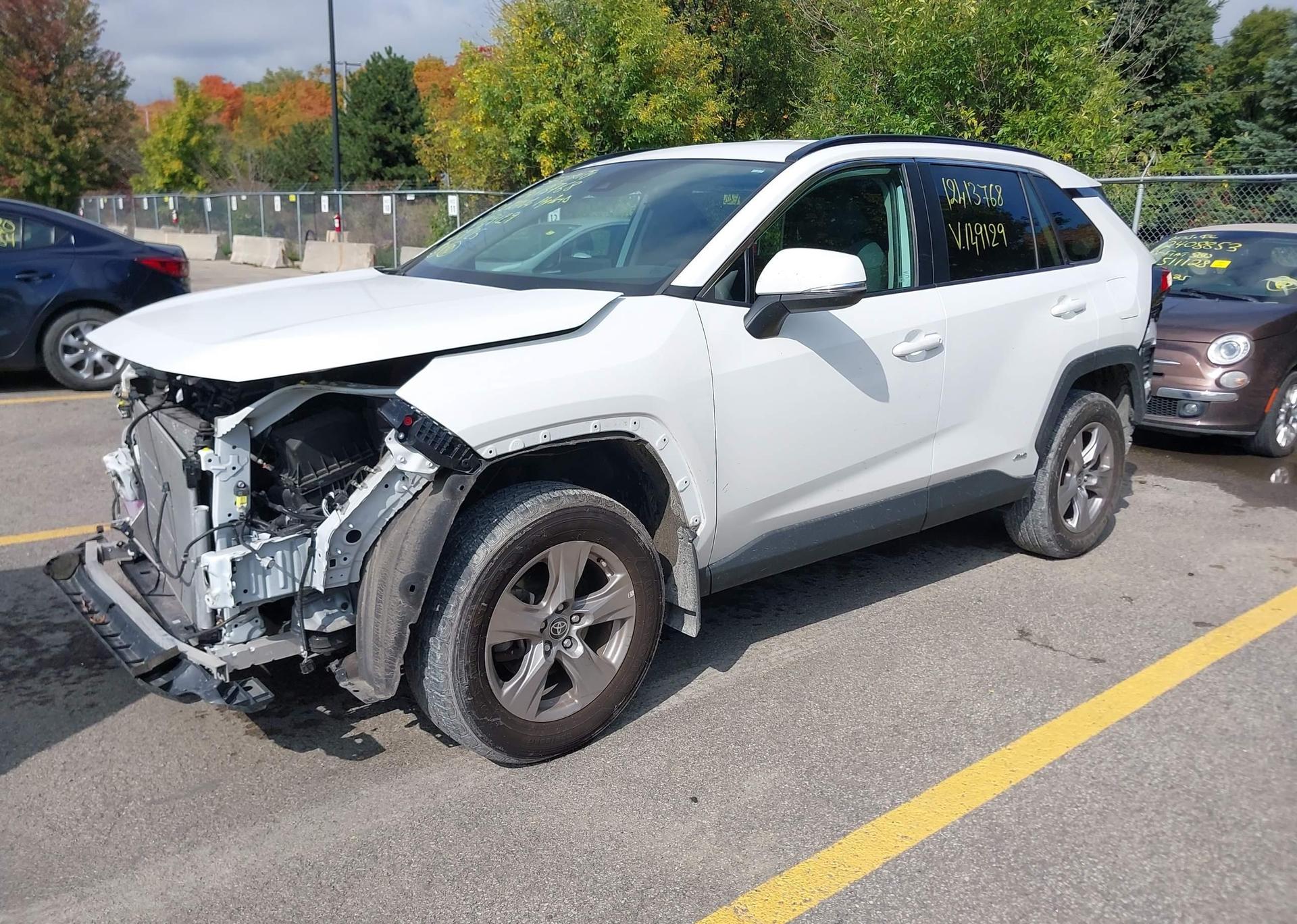 2022 TOYOTA RAV4 HYBRID LE