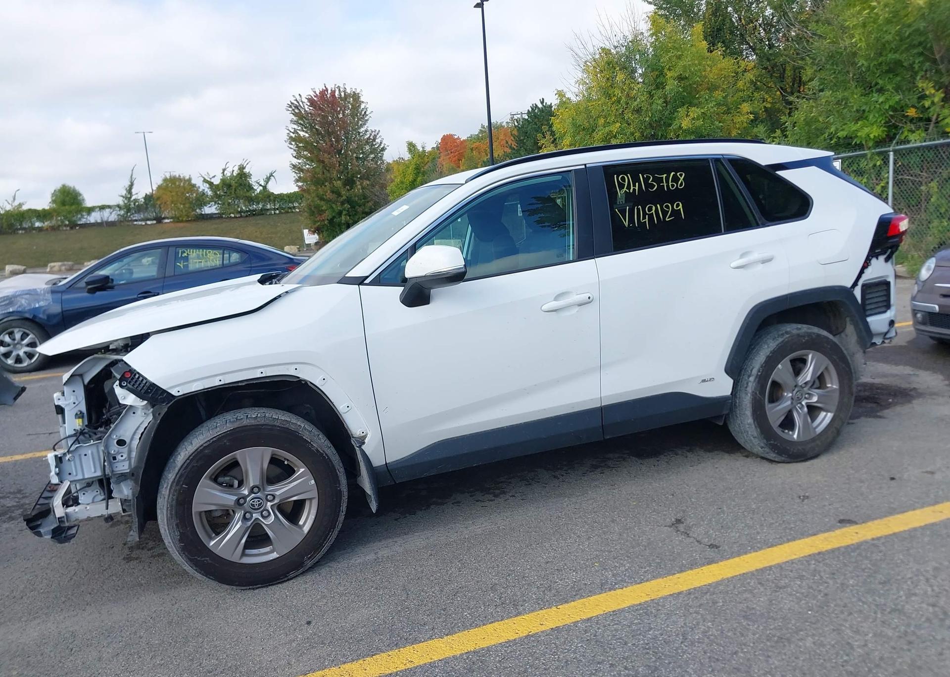 2022 TOYOTA RAV4 HYBRID LE