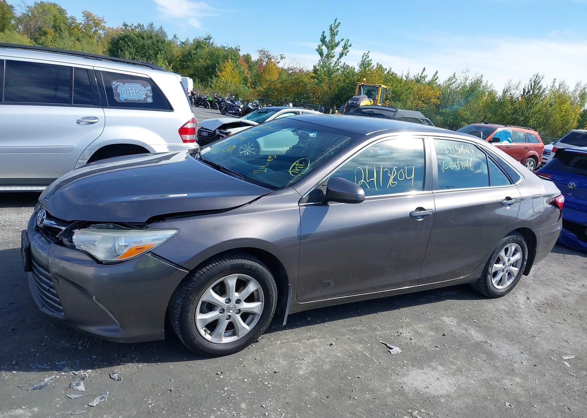 2015 TOYOTA CAMRY