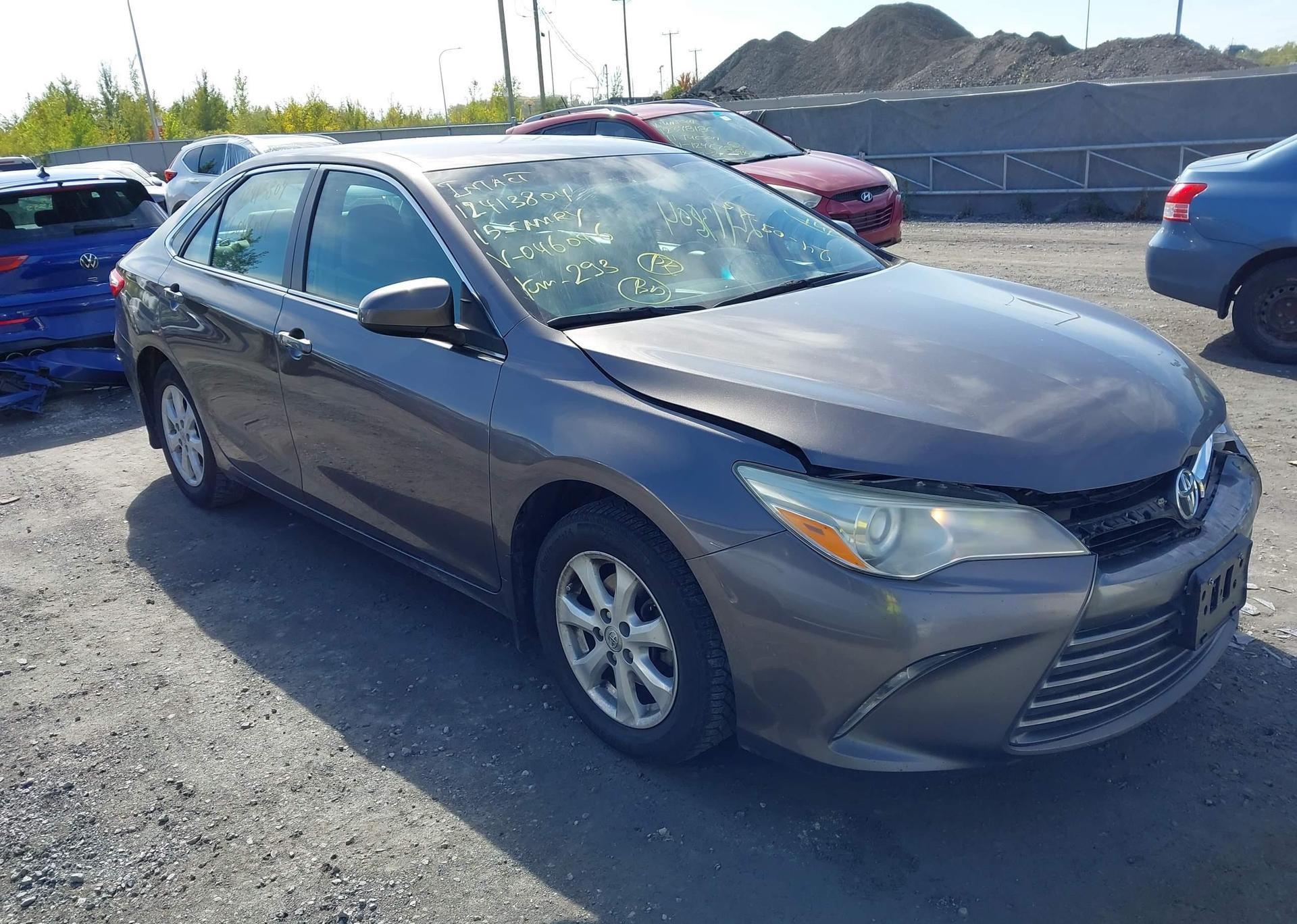 2015 TOYOTA CAMRY