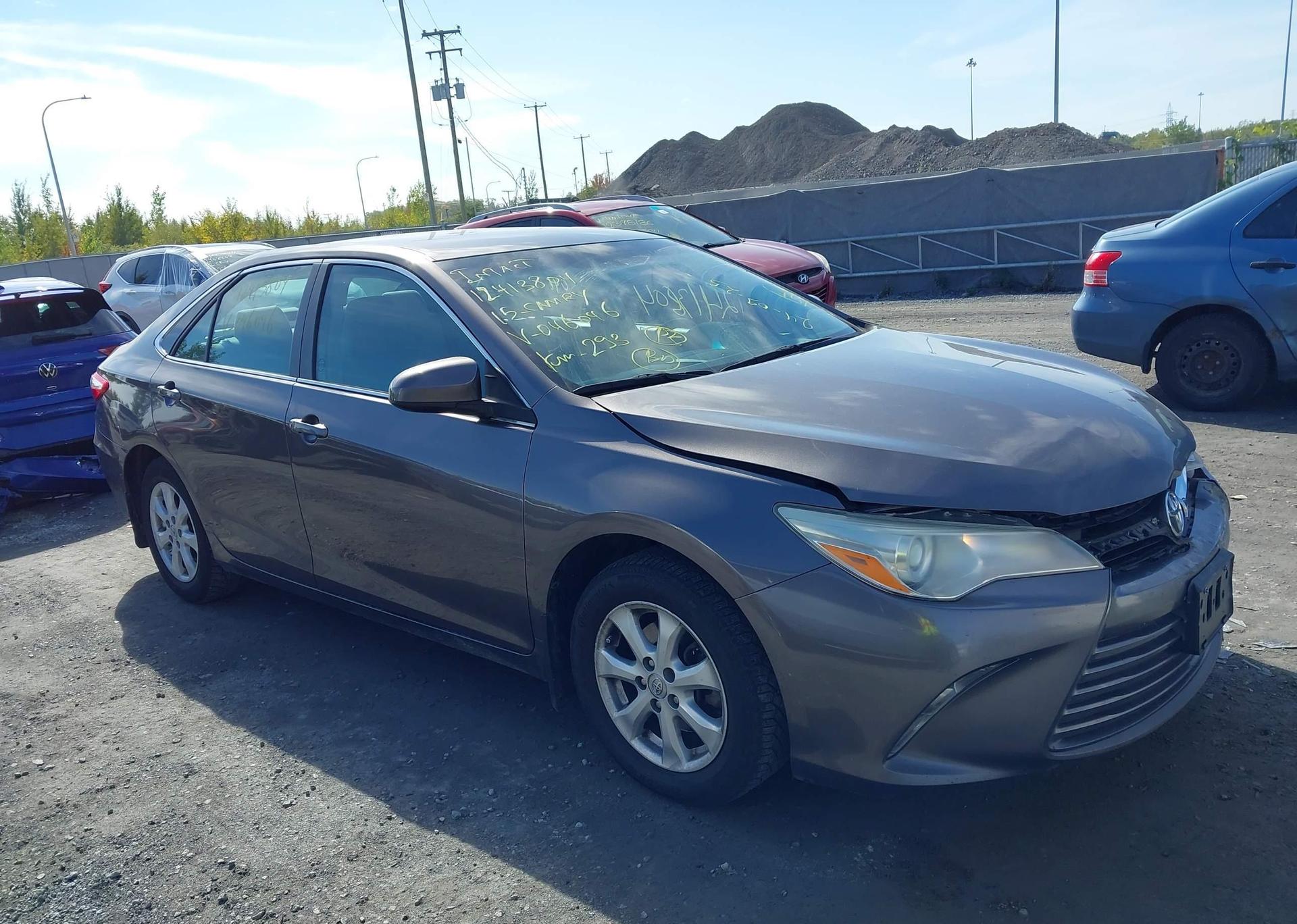 2015 TOYOTA CAMRY