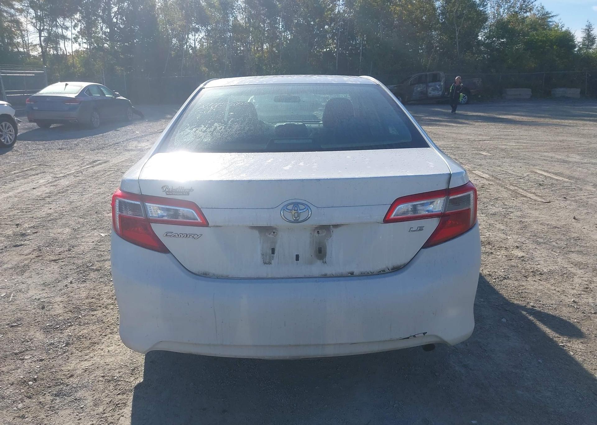 2012 TOYOTA CAMRY LE
