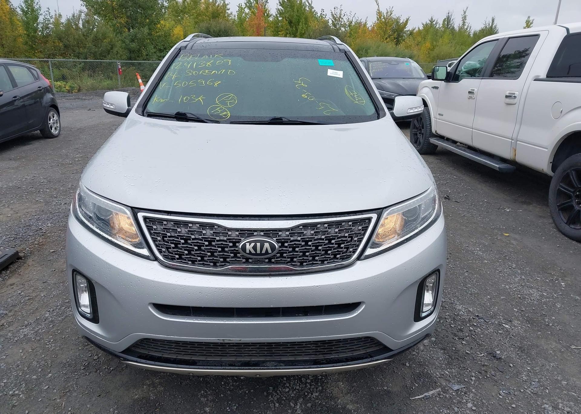 2014 KIA SORENTO