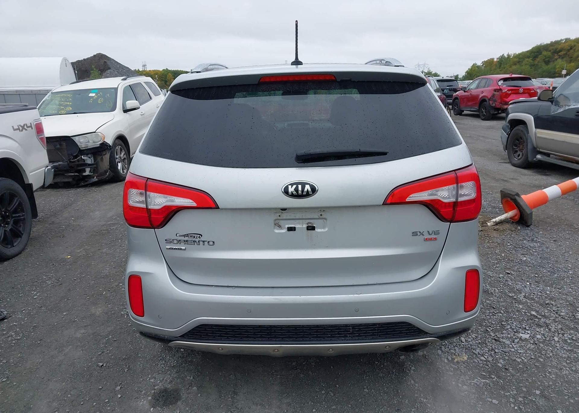 2014 KIA SORENTO