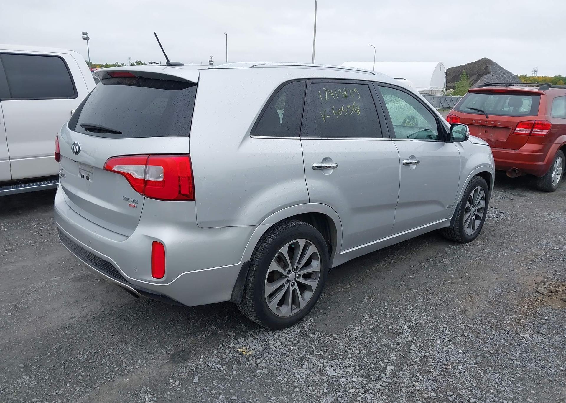 2014 KIA SORENTO