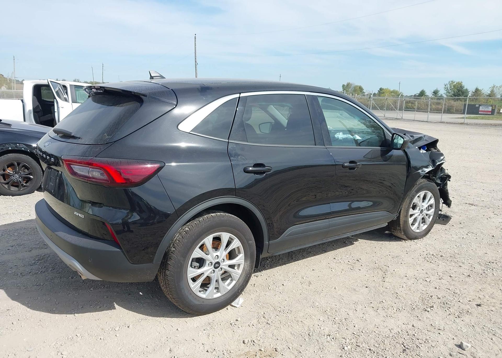 2024 FORD ESCAPE