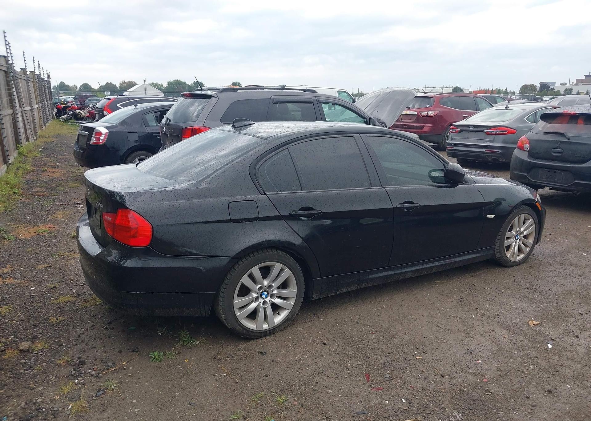 2011 BMW 3 SERIES