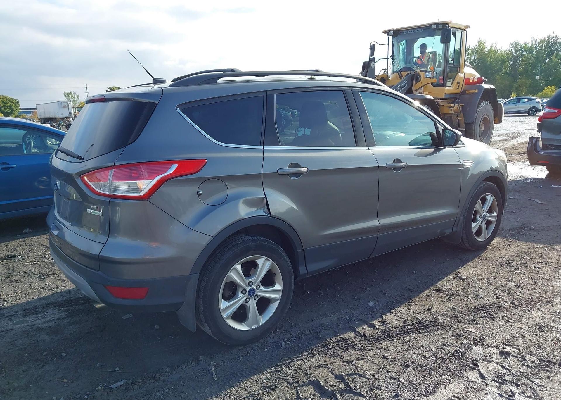 2014 FORD ESCAPE SE