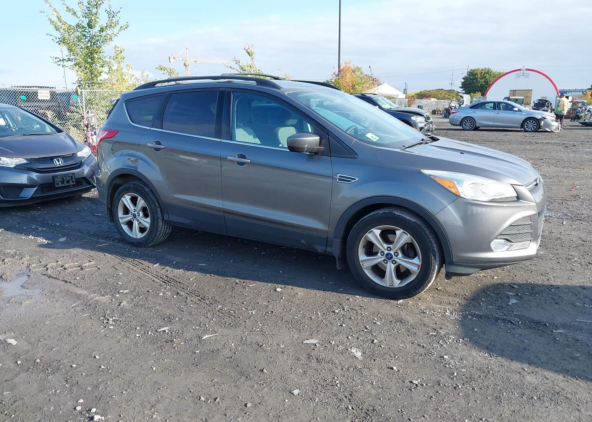 2014 FORD ESCAPE SE