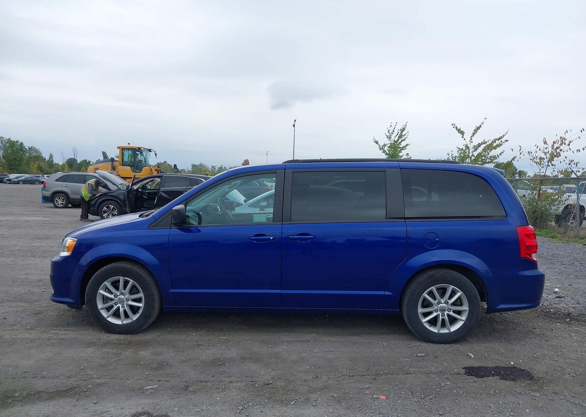2019 DODGE GRAND CARAVAN SE