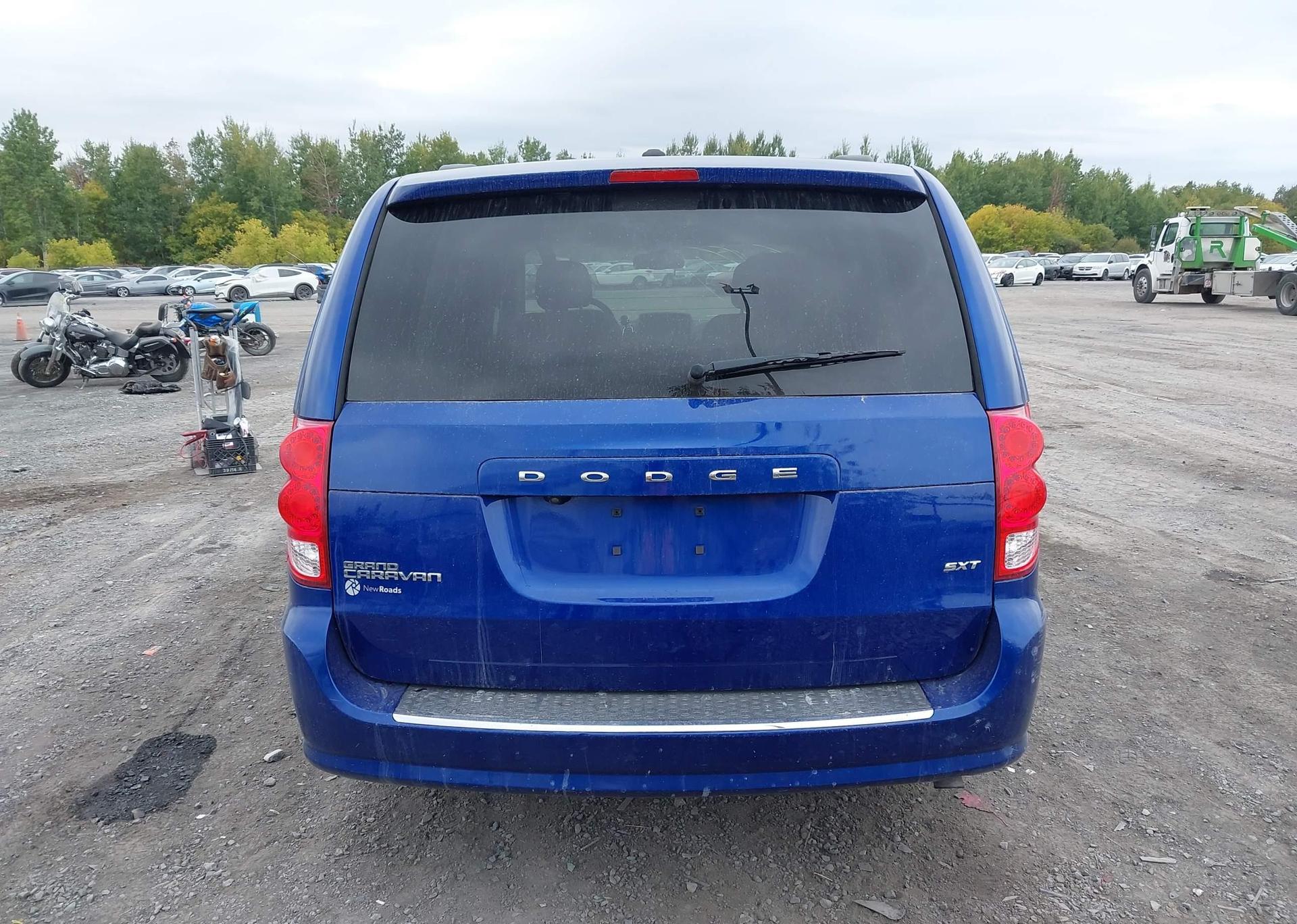 2019 DODGE GRAND CARAVAN SE