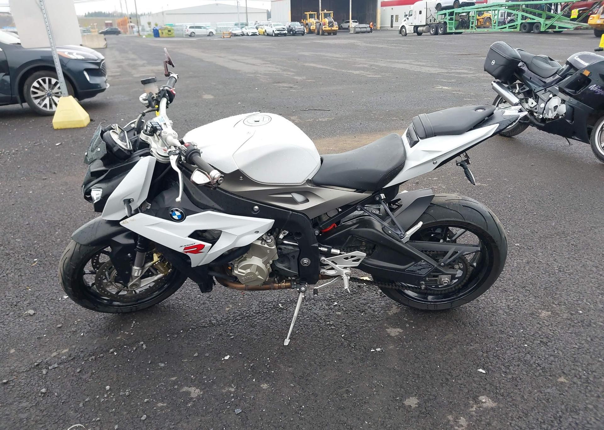 2014 BMW S 1000 R