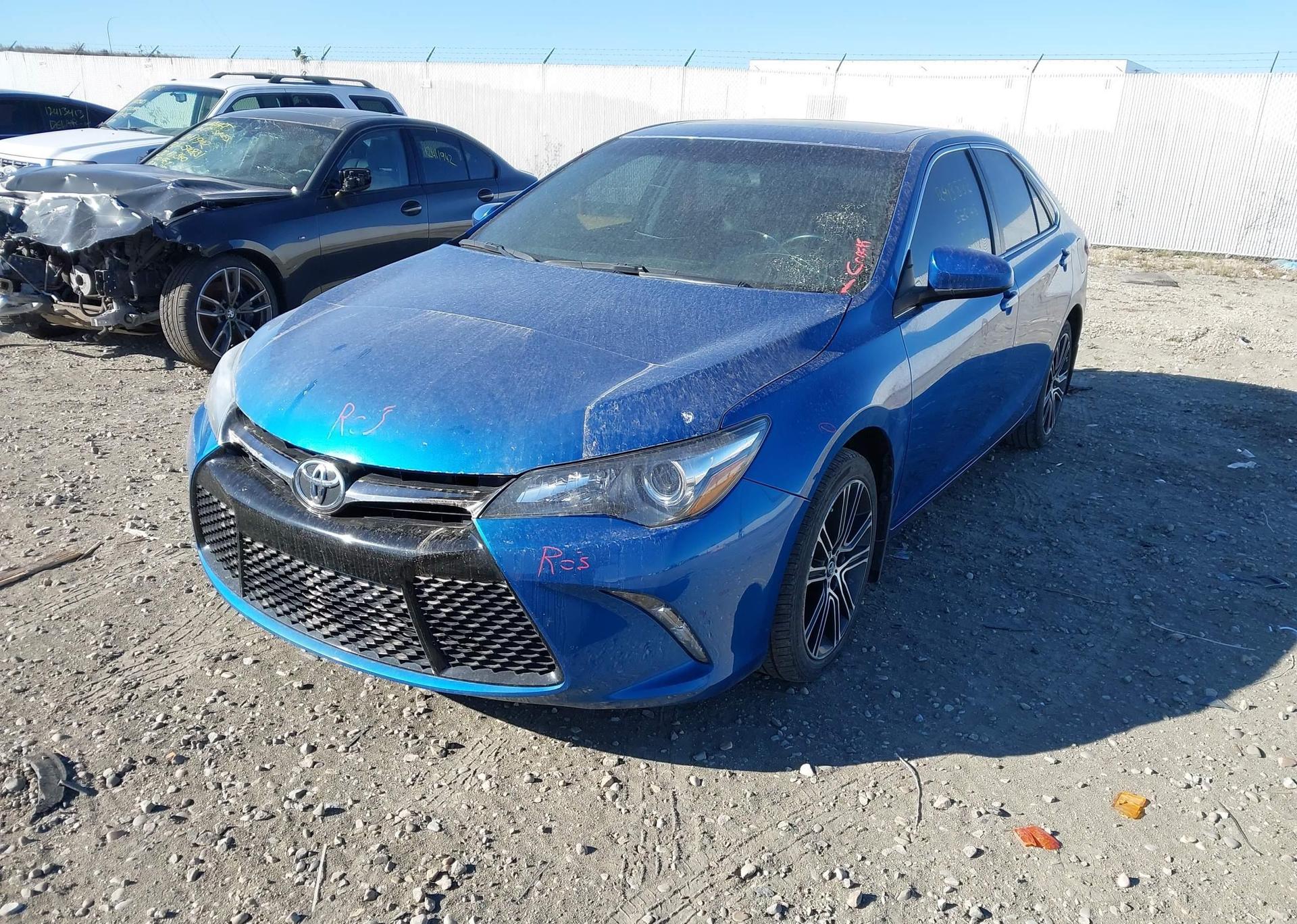 2016 TOYOTA CAMRY XSE
