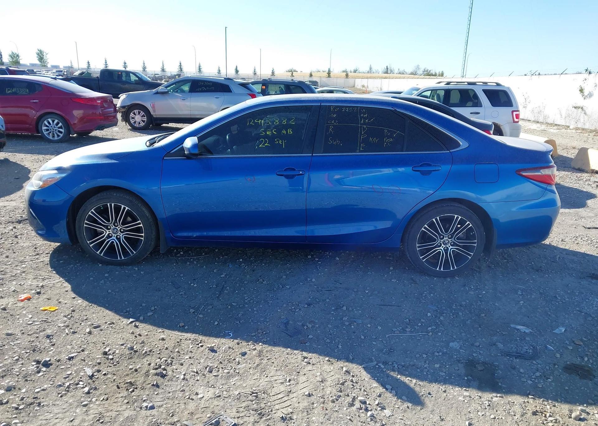 2016 TOYOTA CAMRY XSE