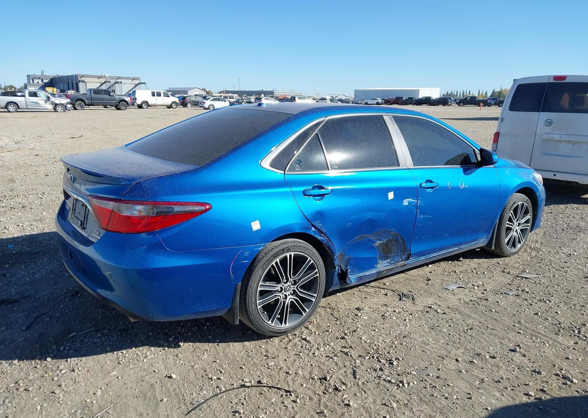 2016 TOYOTA CAMRY XSE