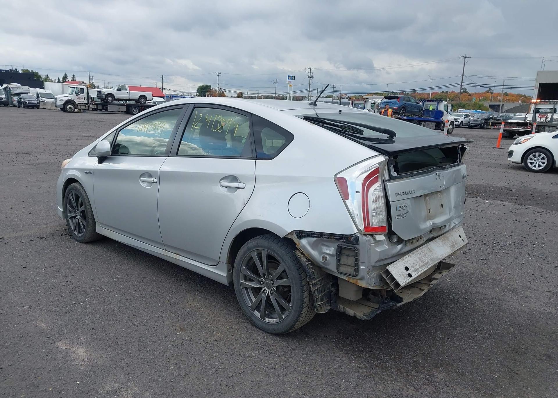 2013 TOYOTA PRIUS