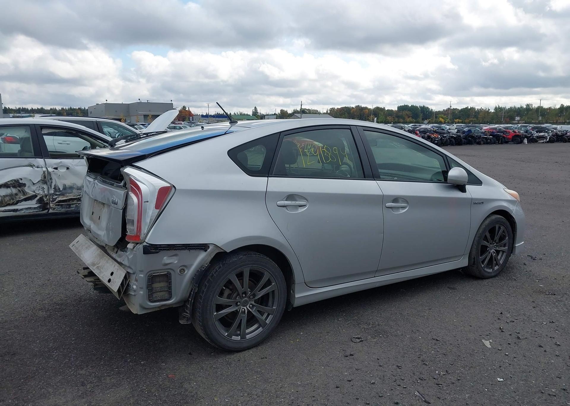 2013 TOYOTA PRIUS