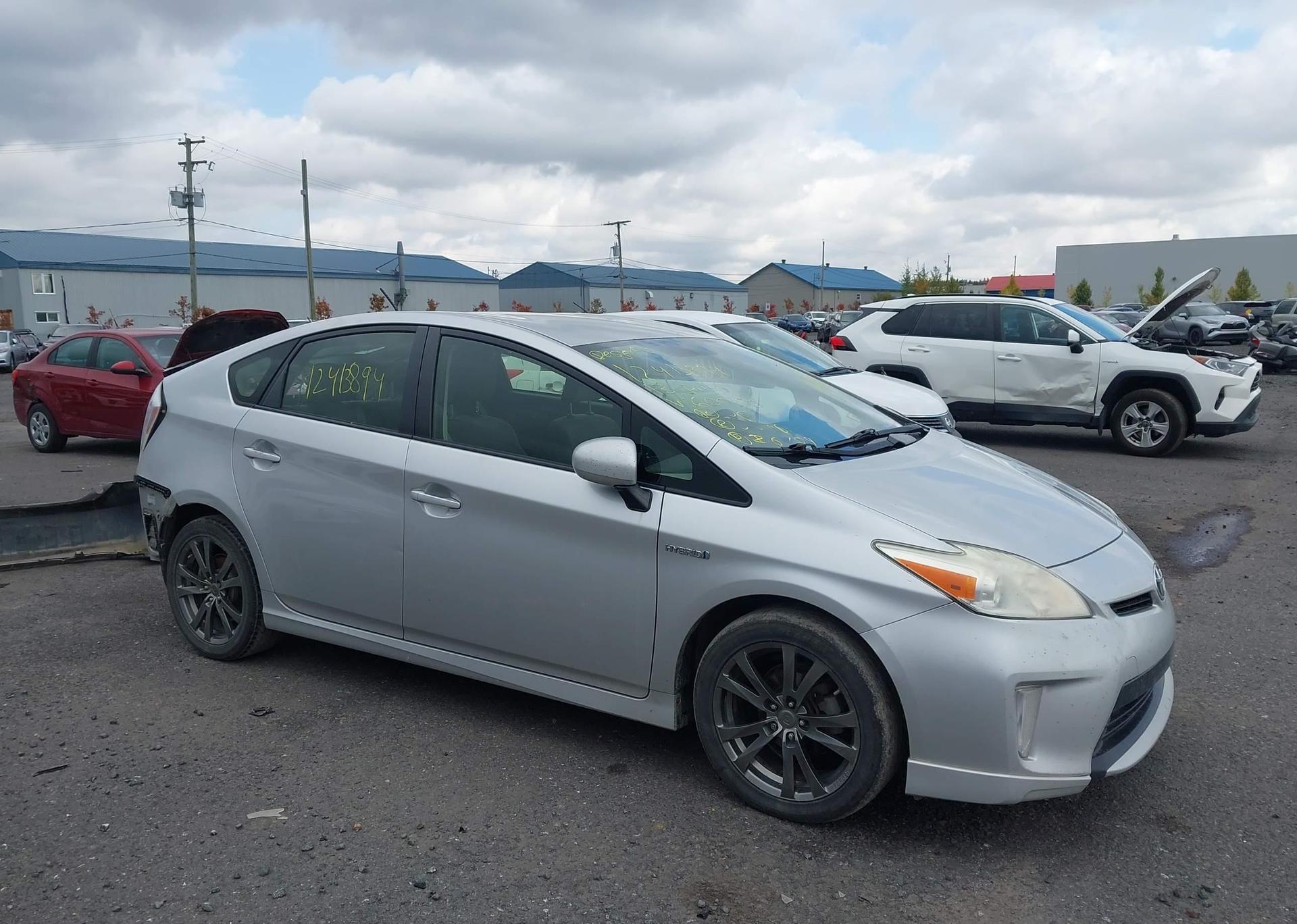 2013 TOYOTA PRIUS