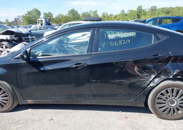 2013 HYUNDAI ELANTRA GL