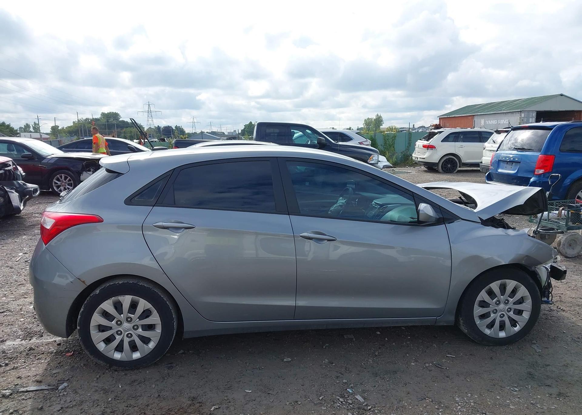 2016 HYUNDAI ELANTRA GT GL