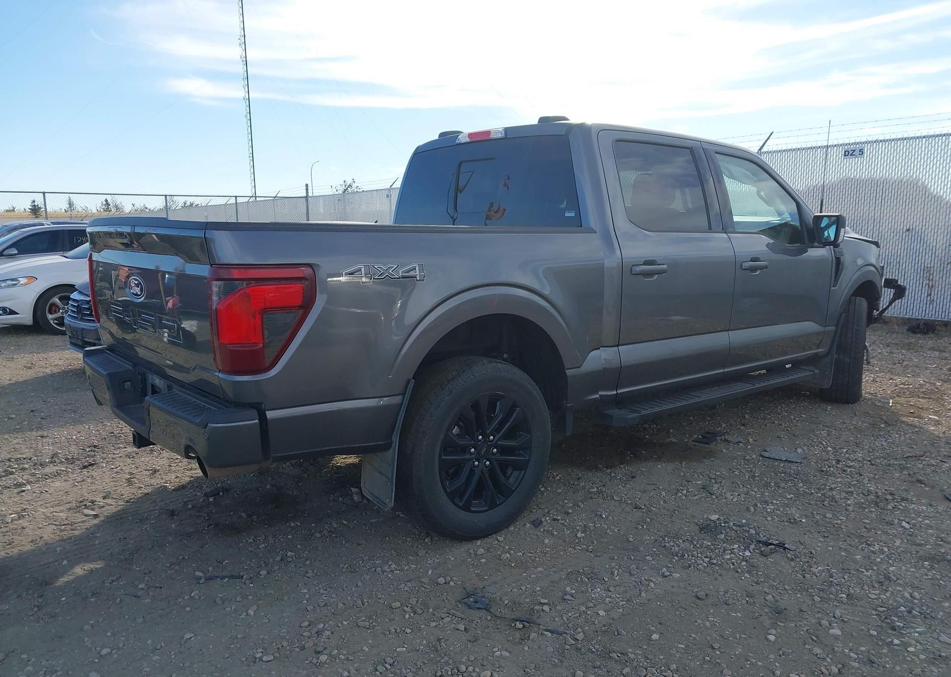 2024 FORD F150 XLT