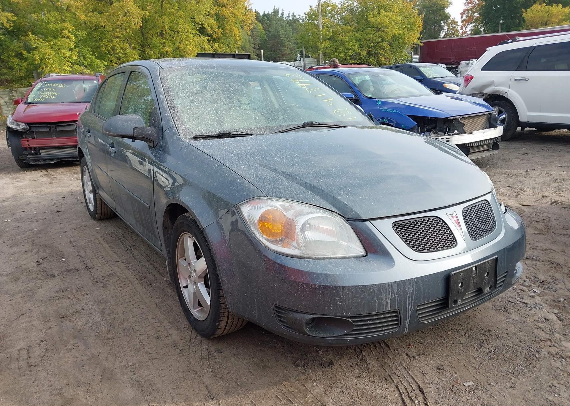 2005 PONTIAC PURSUIT SE