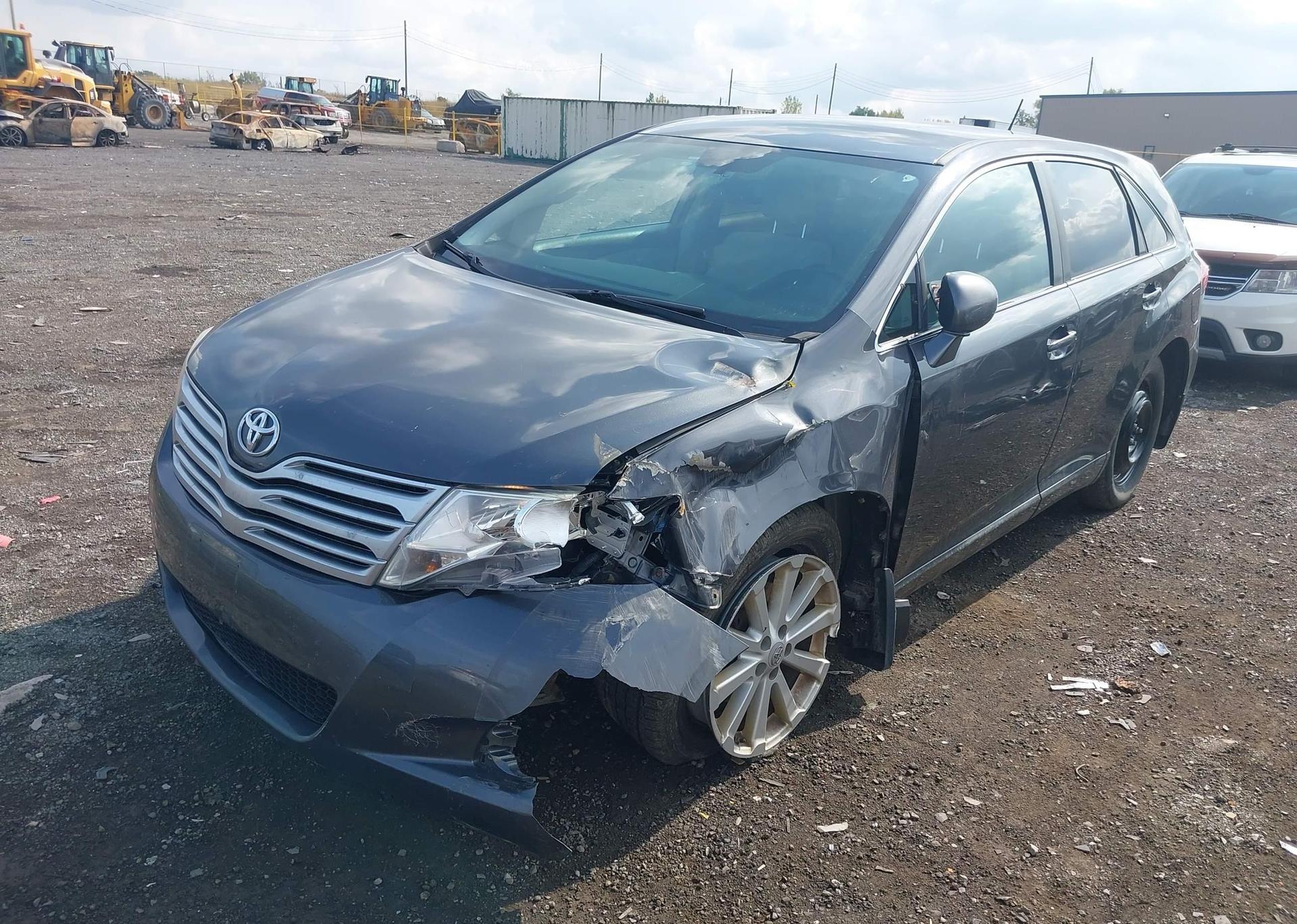 2010 TOYOTA VENZA