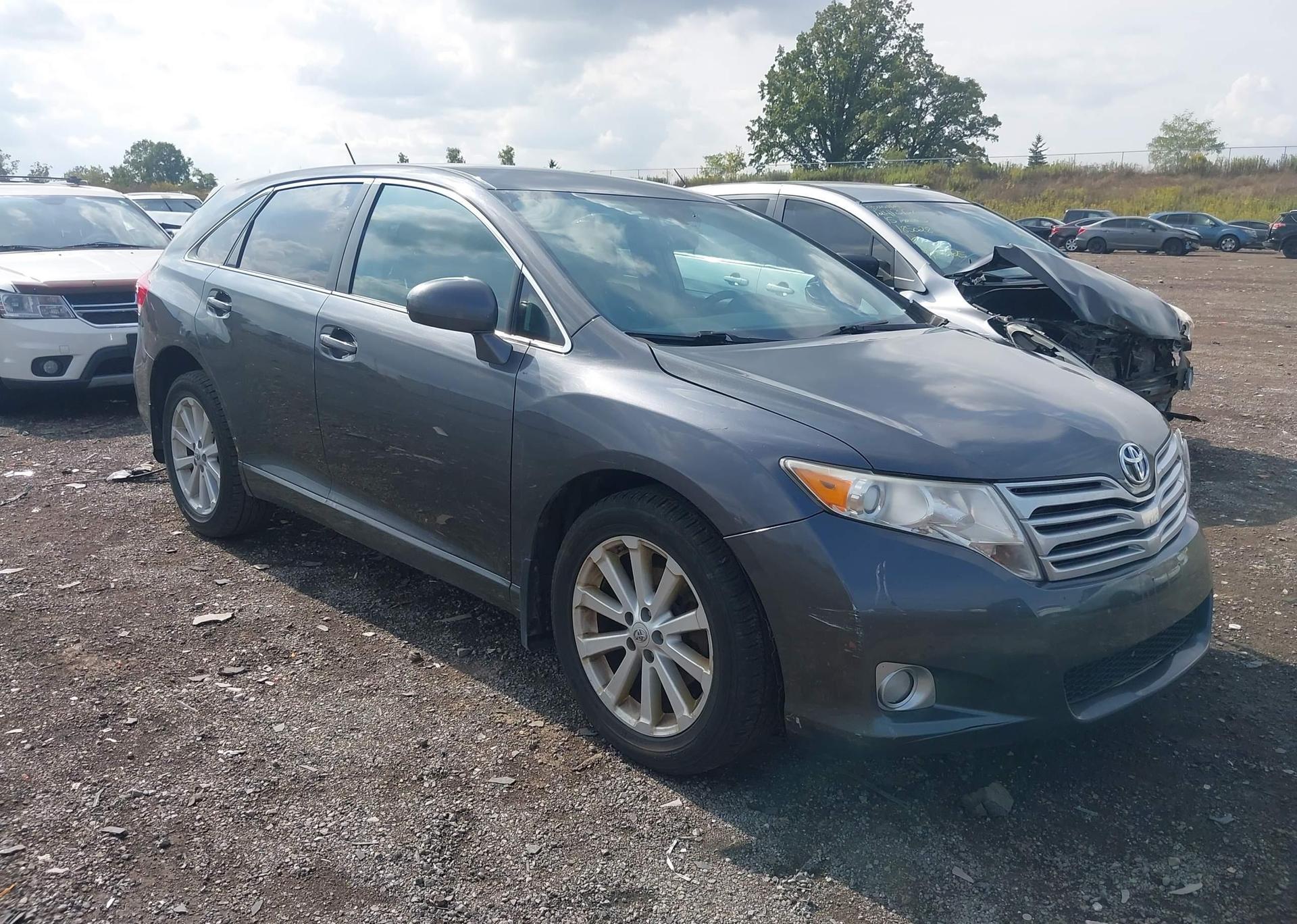 2010 TOYOTA VENZA