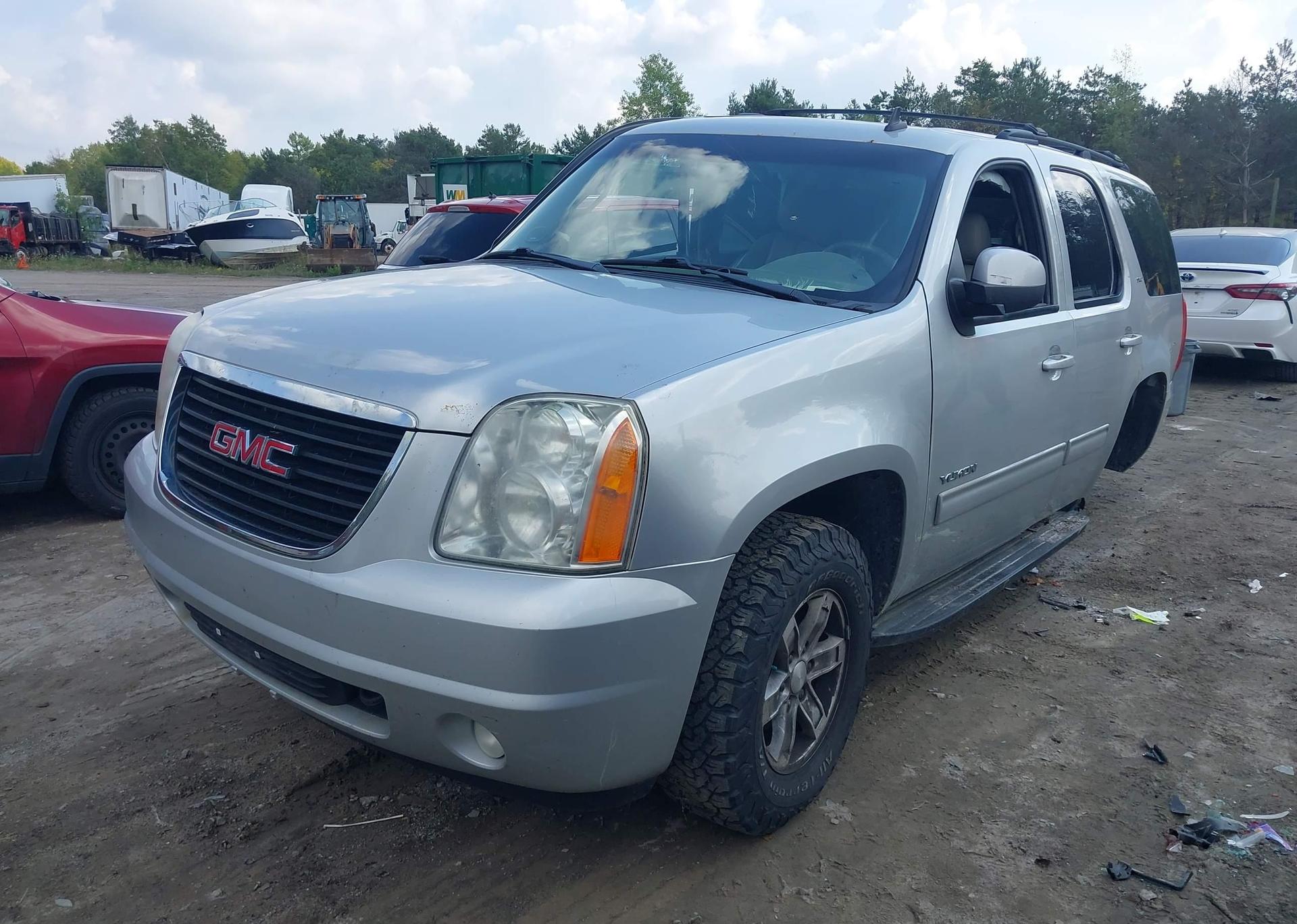 2012 GMC YUKON SLT