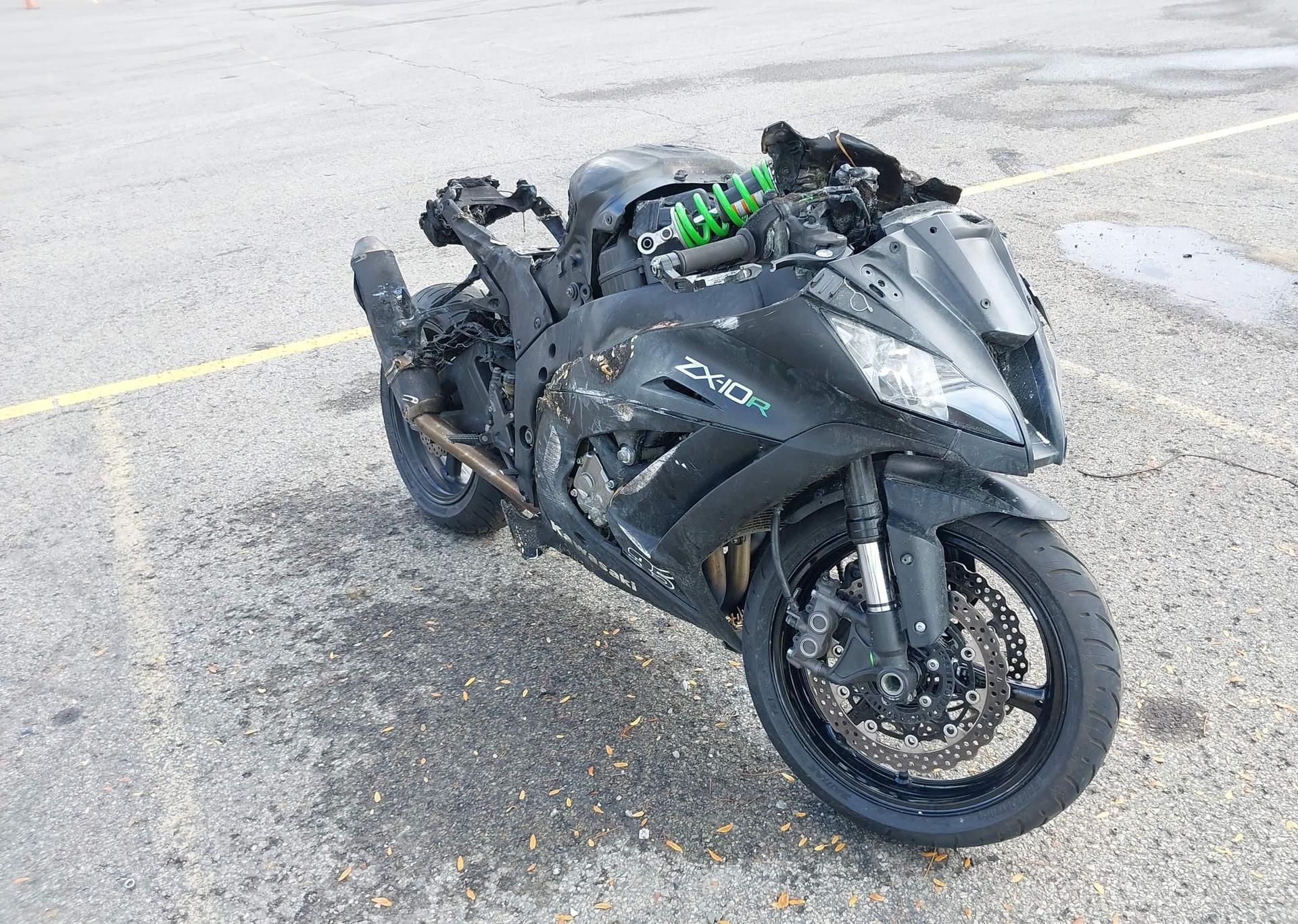 2015 KAWASAKI ZX1000 J