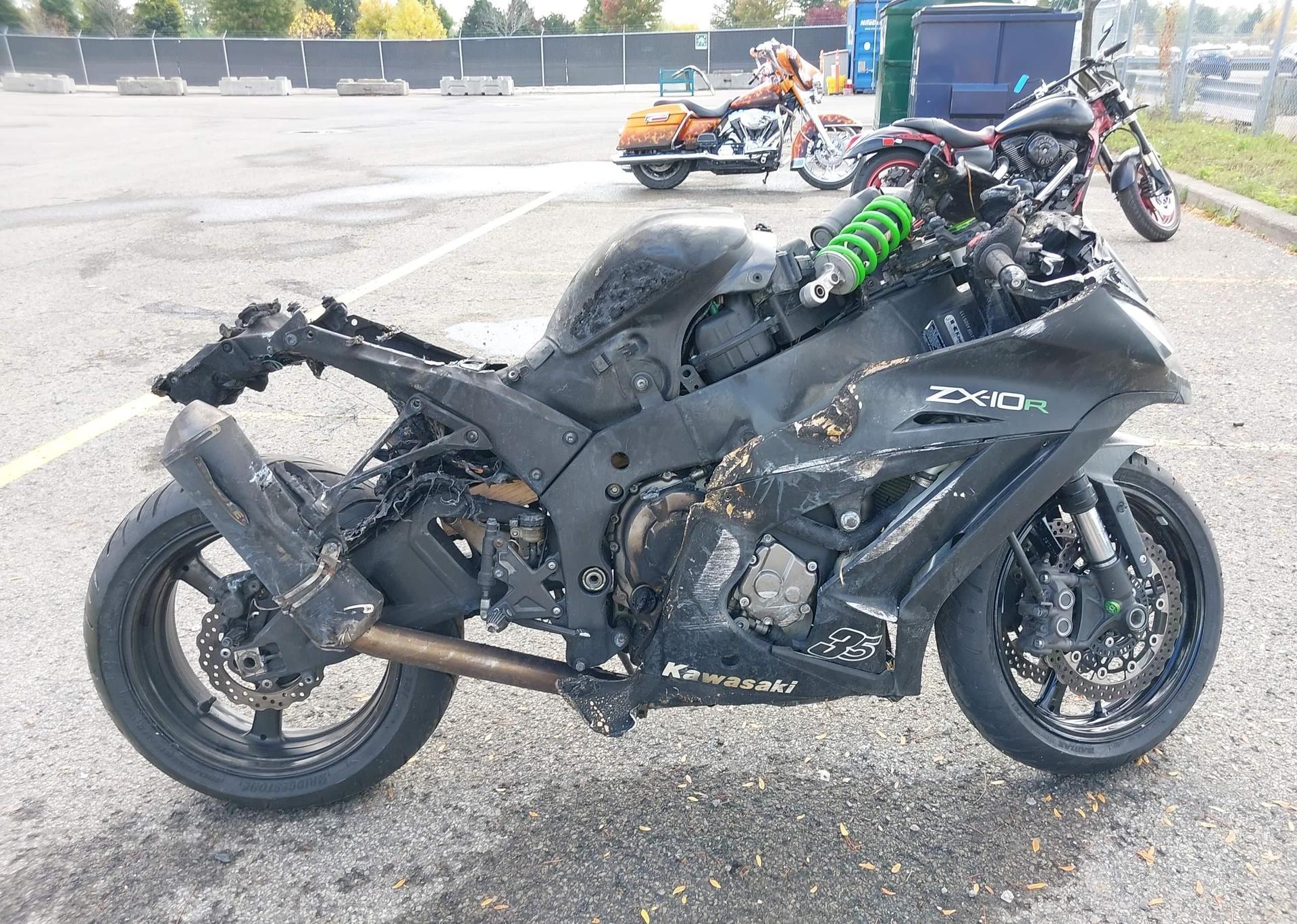 2015 KAWASAKI ZX1000 J