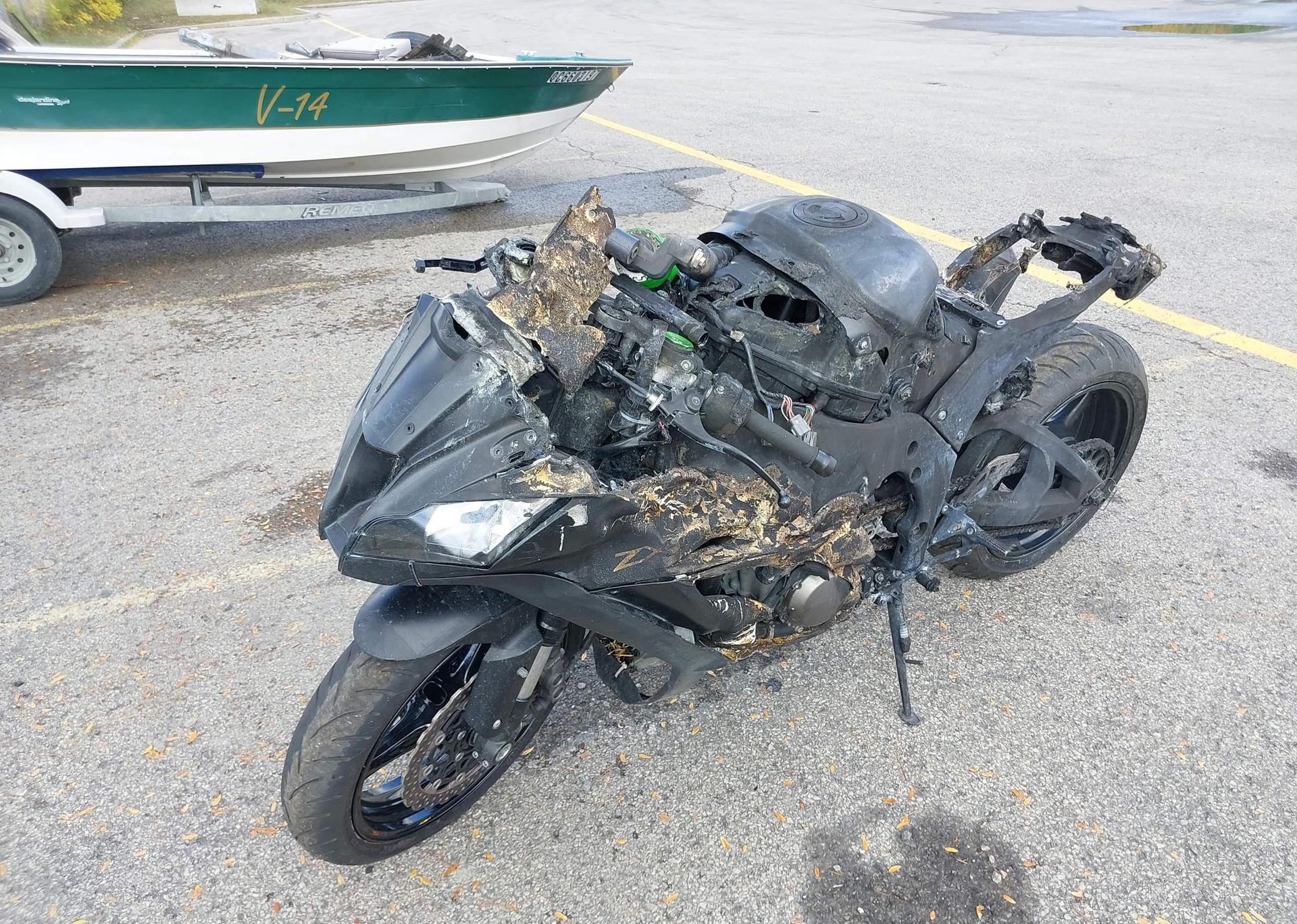 2015 KAWASAKI ZX1000 J