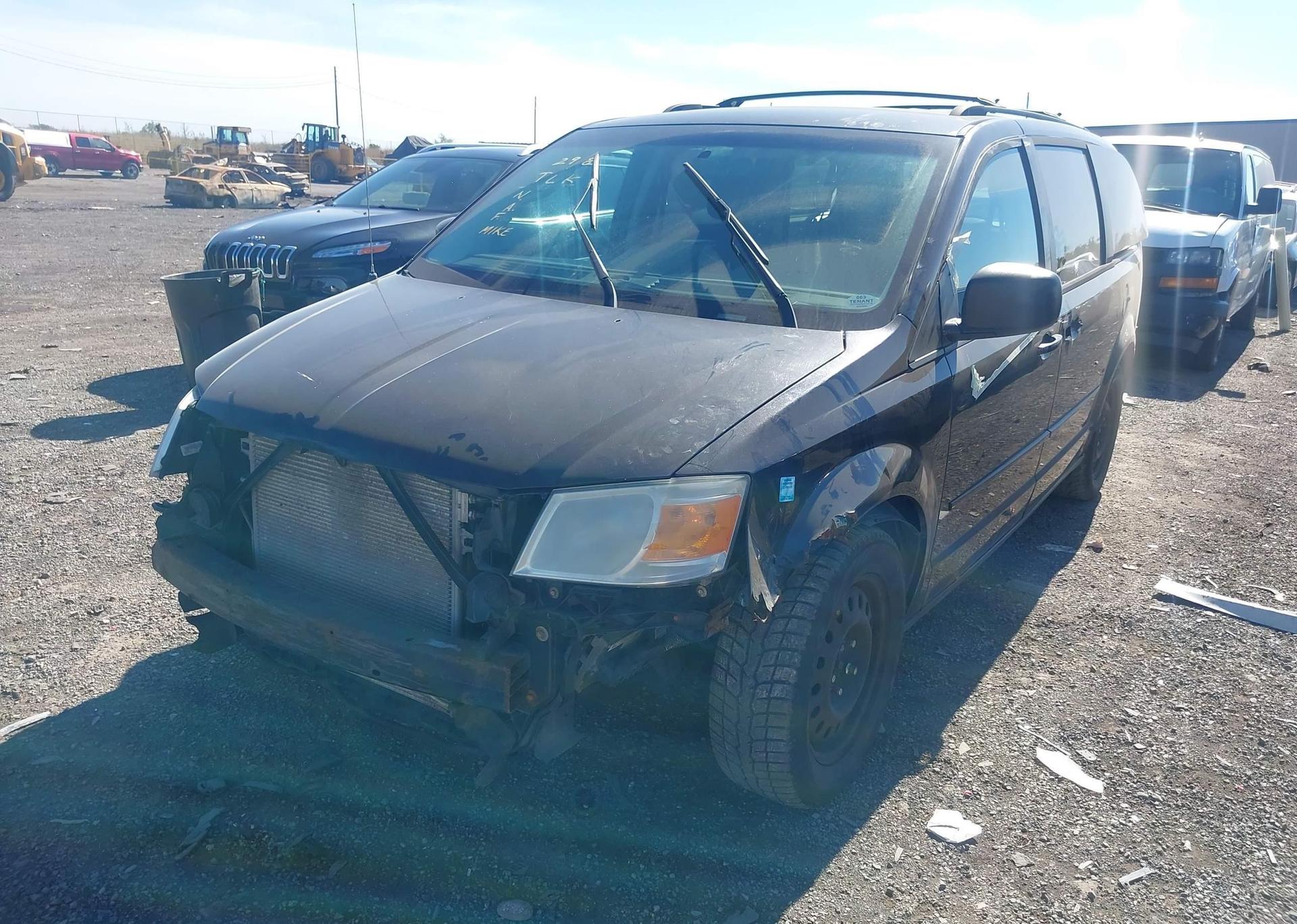 2010 DODGE GRAND CARAVAN SE