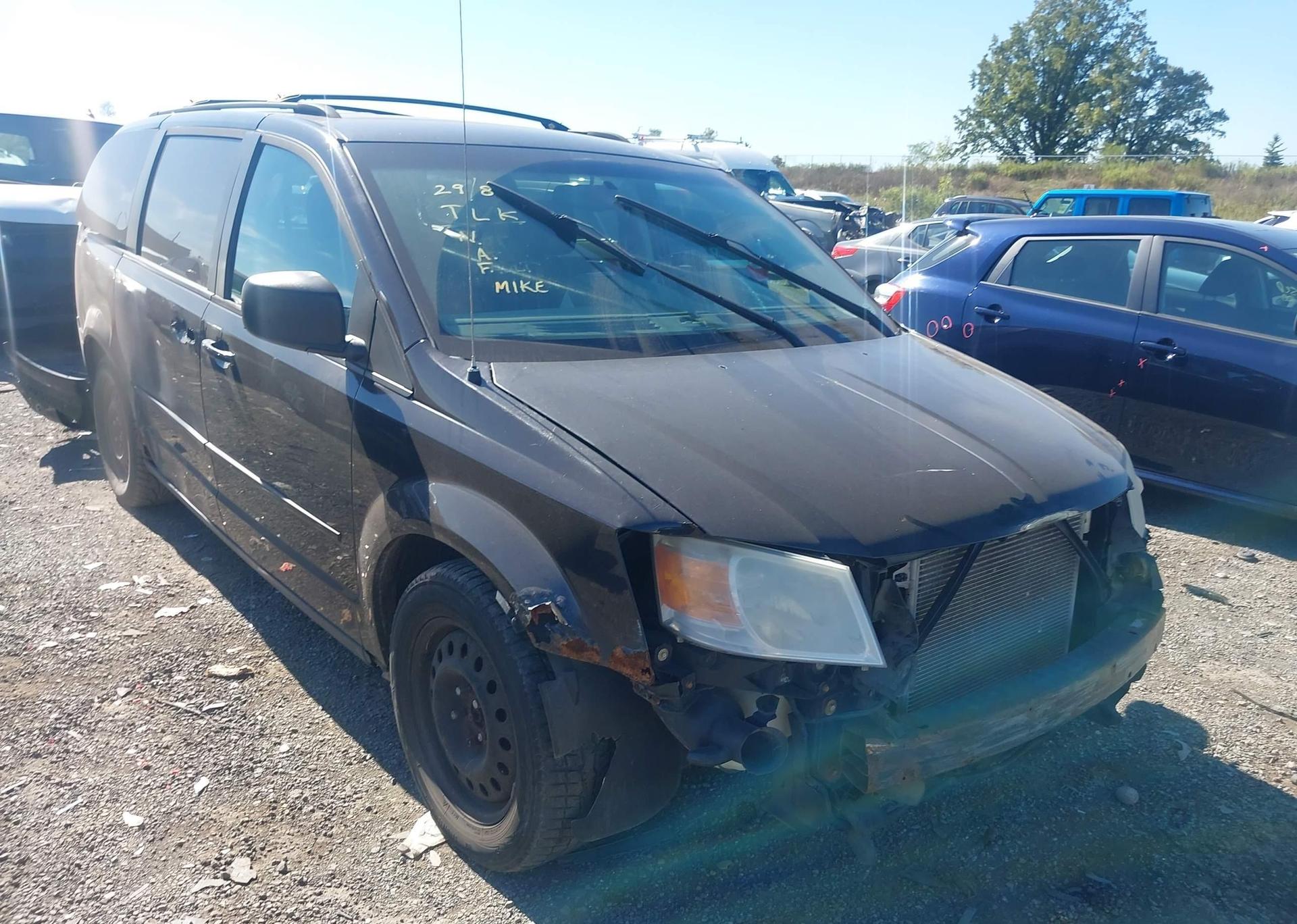 2010 DODGE GRAND CARAVAN SE